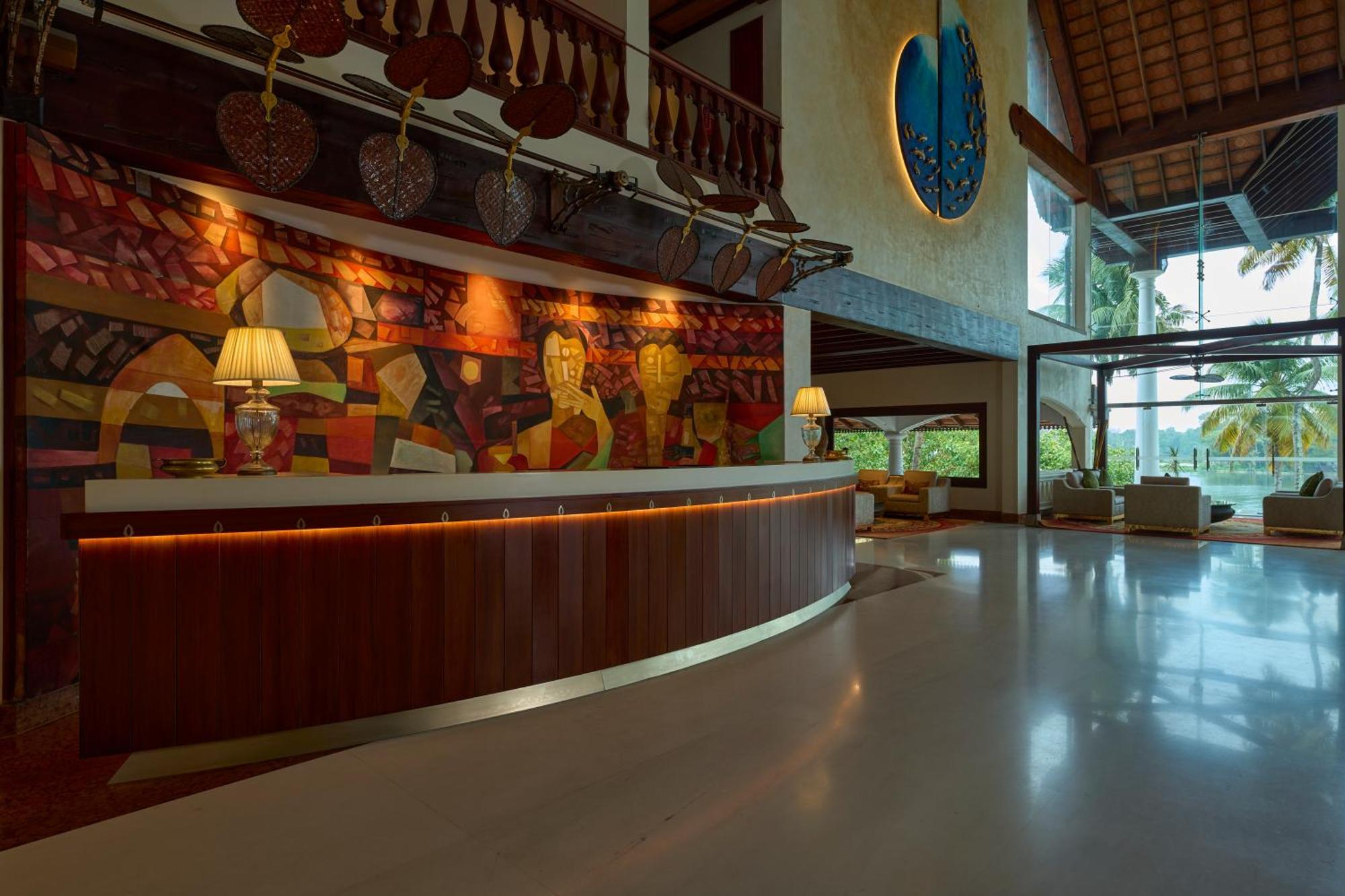The Leela Ashtamudi, A Raviz Hotel Kollam Exterior photo Lobby