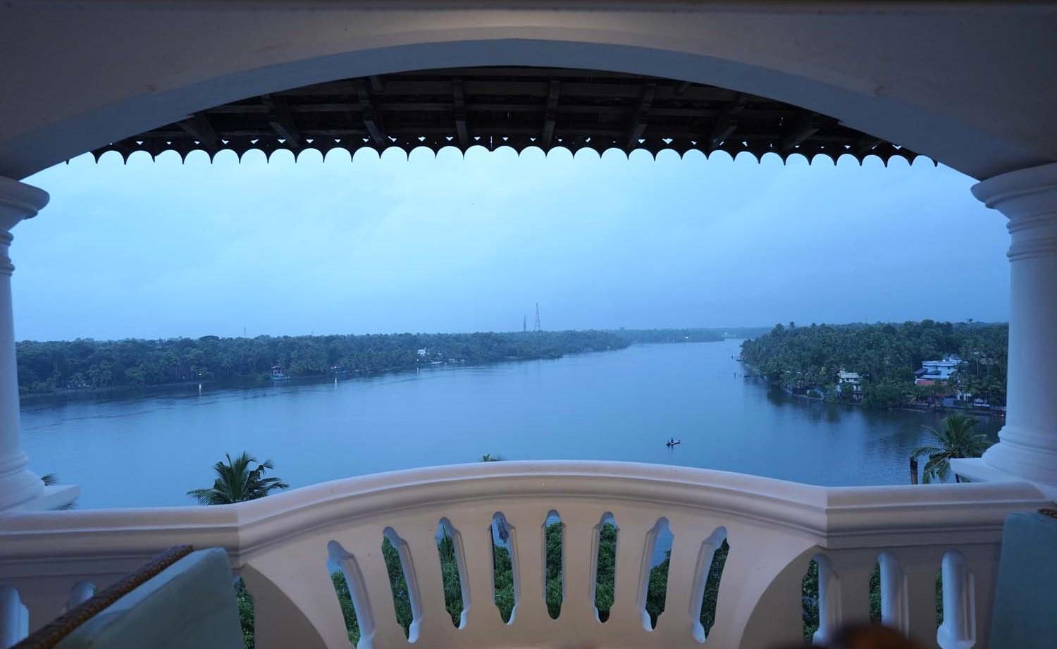 The Leela Ashtamudi, A Raviz Hotel Kollam Exterior photo View of the backwaters from the hotel